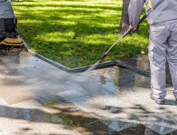 Deck & Fence Cleaning Services in Wyoming